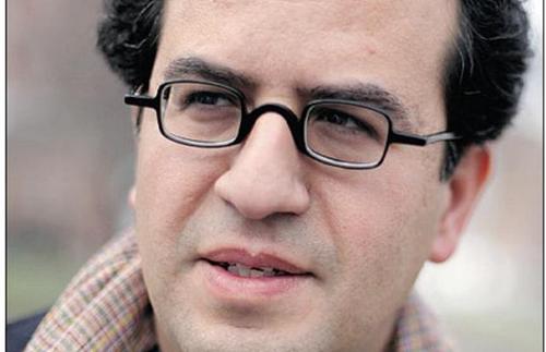 Half Jew. Half Arab. All intelligent. Tech expert at IET.  DM me your computer related concerns.