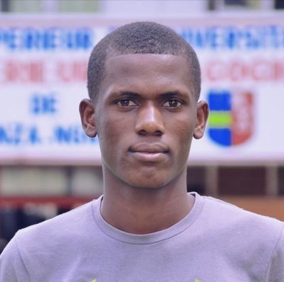Reporter à @KongoMediaRDC, Directeur a.i Radio Catholique Kisantu, Responsable du service de communication du @Diocese_Kisantu | Futur Agent de joueurs @FIFAcom