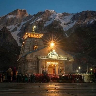 drmathimaths's profile picture. விட்டமோர் ஏழு செய்து
      திகைவர நான்கு சேர்த்து
சட்டெனெ இரட்டி செயின் 
     திகைப்பன சுற்றுத்தானே”
-காக்கைப்பாடினியார்.
      வரப்புயர-ஔவையார்.
1- family 1-Id