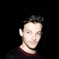 mel 🏡 | SEEING HARRY (@louvelyhslwt) 's Twitter Profile