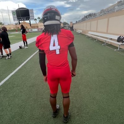 Football, and track 5’9 - 165- wr @Victory Christian academy CLASS OF: 2023, 3.5 gpa. 4.28 40 yard dash Direct Cell: 813-474-8829