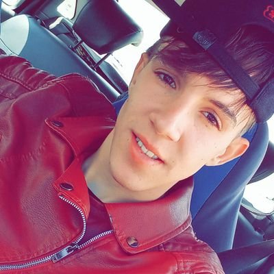 CompecCraz's profile picture. ع