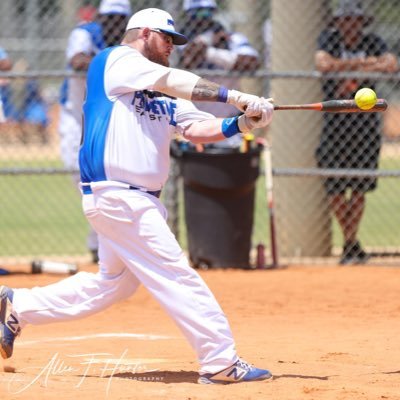 31 yrs old, softball, Express Athletics rep,@tylercoffee7 is my wife!