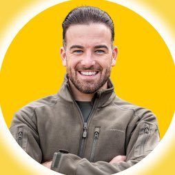 Stage Management & Former Dancer with @lordofthedance ☘️ •🥇Won SAS:Who Dares Wins S6 ⚔️ #16 💪🏼 • 🏔 Adventure 🌊 • #LFC #YNWA Insta - connsmyth