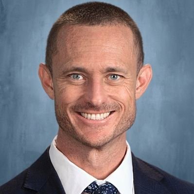 Husband to @DrNicoleEastman
PE Teacher @Dallasschools
PhD @LibertyU Ed Leadership
Principal cert @LamarUniversity @PaddleZlam ambassador