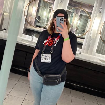 I snack and hack | security consultant | certified bitch | I like computers and anime (She/Her)🏳️🌈