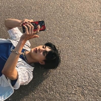 rarraaa_ra's profile picture. i'm just so so  🍂🍀🌼