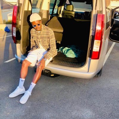 bonginkosi0001's profile picture. I keep it real.