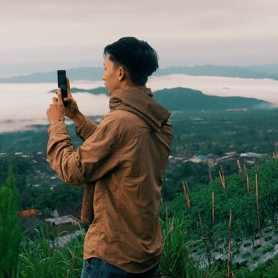 mhe1012's profile picture. 