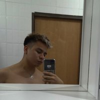 Aaron (@aaron010402) 's Twitter Profile