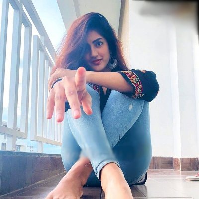 aqsa_jaweed's profile picture. Archived Global