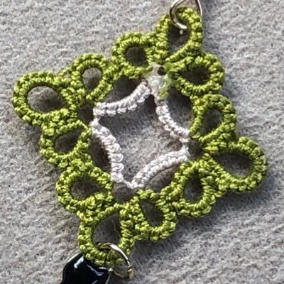 aya1881aya's profile picture. タロット・オラクルカード占い師。趣味は手芸（タティングレースや鞄作成など）です。2022年8月よりTwitter上で無料占いをさせていただきました。2022年10月よりココナラでタロット・オラクルカード占いのサービス出品中です✌️お気軽に覗いてみてください。お待ちしております🌈無言フォロー失礼します😇