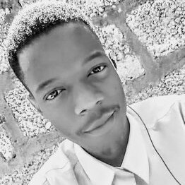 MrMoze322's profile picture. 