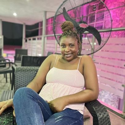 stelobae's profile picture. 