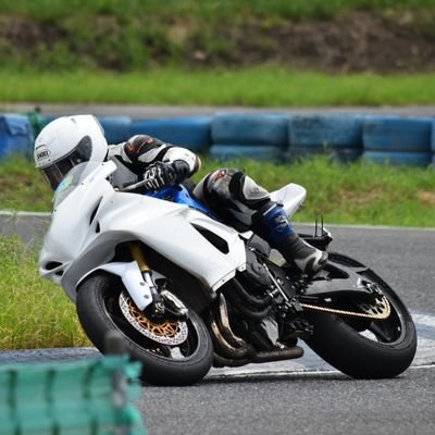 GSX-R750 L3、crf100f、桶スポに行きたいので無限にタイヤほしい