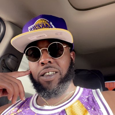 #TEAM FOLLOW BACK #TEAM SNAPBACK #TEAM MAGNUM #TEAM L.O.P NATION #CUSH BOMB #money making mission