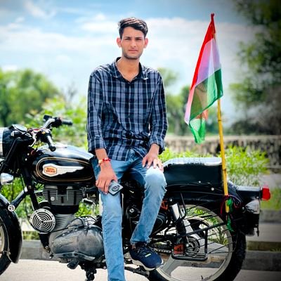 Journalist (Worked With Goan Connection, Economic Times, Indian Express, Times of India)