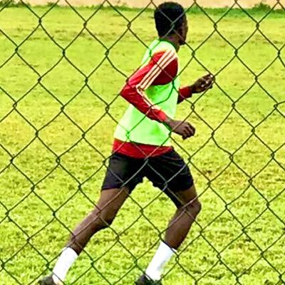 obi_nweze's profile picture. Am a footballer and I really love good things