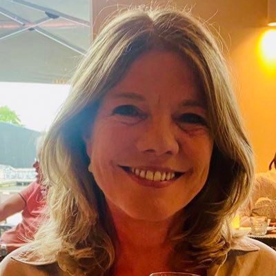 carmenschrijft's profile picture. * schrijven * redigeren * redactie * magazines * 055 * Twente *