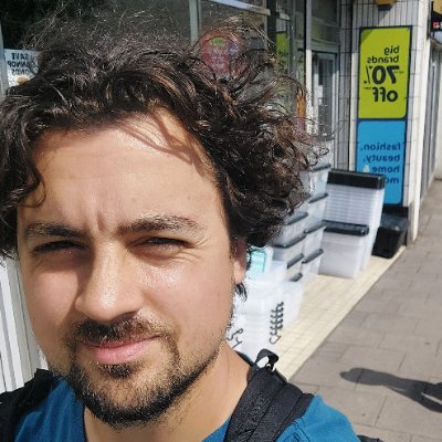 Service Development Manager at @TBIF, developing opportunities for @BigIssue vendors.