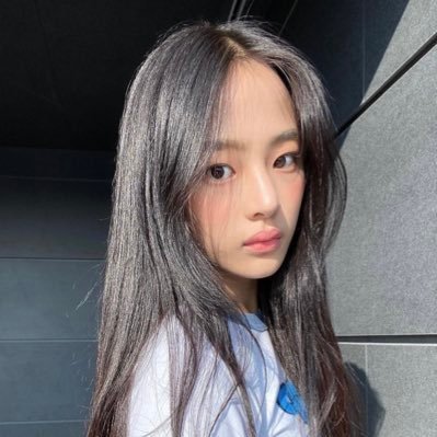 nouveaueve's profile picture. 힙합은 계란