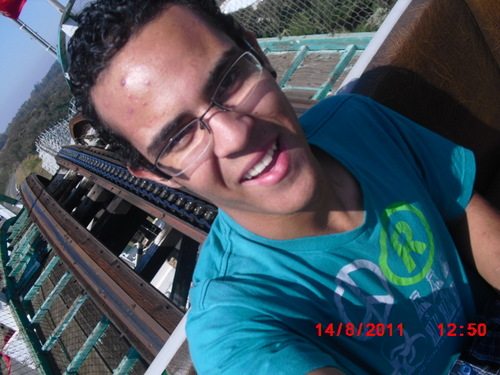NÃO É MUITO FACIL FALAR SOBRE MIM...
MAS COM TODA CERTEZA SABEREI COMO FALAR DE VOCÊ.
NEM SEMPRE ESTOU CERTO, MAS NUNCA ESTOU ERRADO 
   CAIO PHYLLIP
