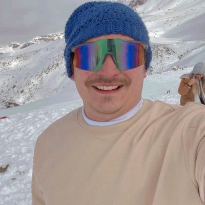 dnavamosler_'s profile picture. cannot read property ‘biography’ of undefined