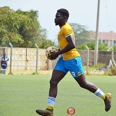 Athlete
Player at @RainbowFCkenya_
Striker 09
Love what you do and Do what you love⭐⚽
IG... @VAMS_PRODUCT