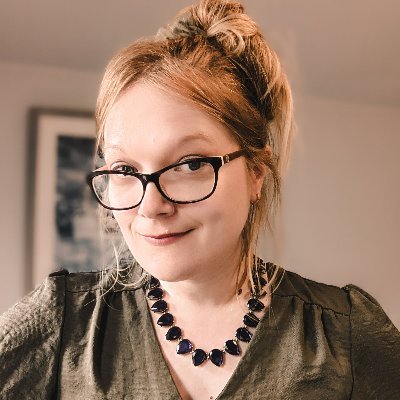 paperpoetryuk's profile picture. Minimalist art prints & stationery. Paper wedding flowers. Find me on Etsy! Oxfordshire business.