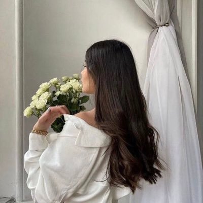 b_osrv's profile picture. 