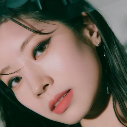 vnciiu's profile picture. @JYPETWICE