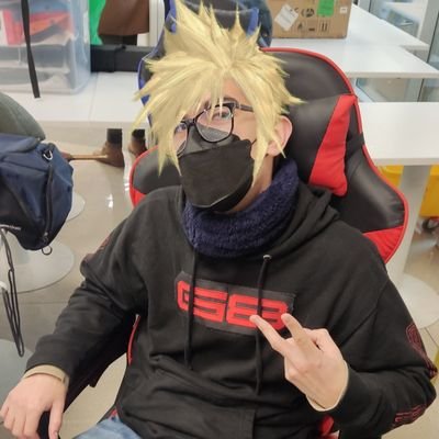 24 | Jugador de Smash Ultimate | Main Cloud | StreamerX3: https://t.co/7fRs72TUxy | me hice un twitter :c | El Moe | UQS