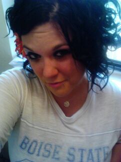 katshomenhair's profile picture. 