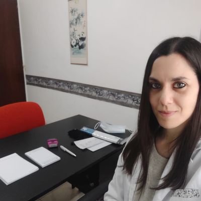 Médica-UBA.
Escribo consejos para el cuidado de la piel 💕 Crema o no #crema esa es la cuestión🧴¿? #CuidaTuPiel 👉Atiendo Particular y #OSDE