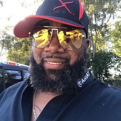 I have been hacked by some people that trying to tarnish my image and that is is why I created this account for all my fans this new account for all of my fans