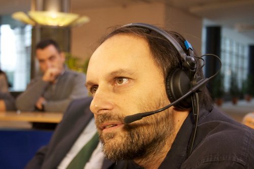 giorgiolauro's profile picture. non interessa a me quello che penso figurati a te.

conduttore di @1giornodapecora 
su @Radio1Rai