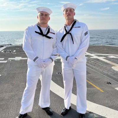Follower of Christ. Cloud County CC grad. US Navy I like to think I can lift heavy weights