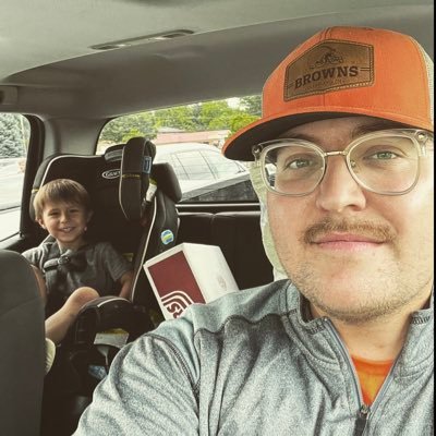 Scarlson29's profile picture. Washed up southpaw| KSU exercise physiology graduate | IG scarlson2992 | love you dad 8/25/2019