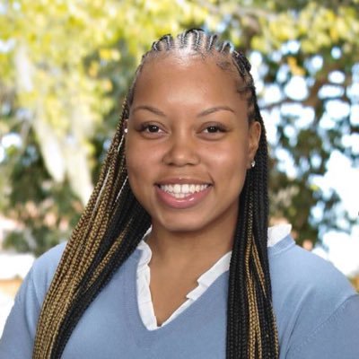 Assistant Women’s Basketball Coach of Daytona State College 💙🤍 Univ. of Minn Alum〽️  1913🐘🔺 757 #LLREQ