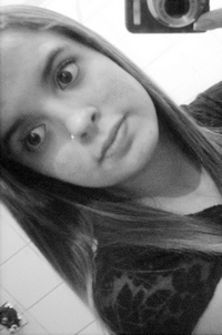 “Não sou sua meia amiga nem seu quase amor.”