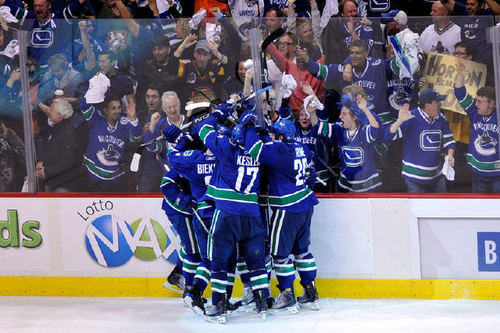 mrsbieber7420's profile picture. I love the canucks