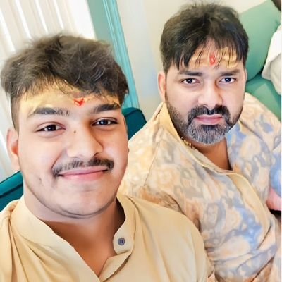 RitikOffi7's profile picture. Love you audience