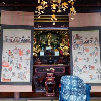 金華山東泉寺は元和９（1623）年開創されたお寺です。お檀家さまに支えられた日々に感謝。
現在、300年ぶりの寺院新築に邁進中。これを期に社会貢献を模索中。五里霧中なので、いろいろとアイデアの方いただけると幸甚です。
お寺の日々とか禅語とかをお伝えします。
/曹洞宗/金華山/東泉寺/坐禅/禅語/日常/お寺/行住坐臥