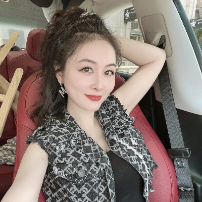 Kskj96506474's profile picture. 成功并不取决于年龄，但取决于想法，喜欢结交币圈新朋友，互相学习探讨知识