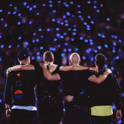 qahnzil's profile picture. knowing i might fail but still i'm hoping for the best