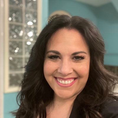 AudryPe52417889's profile picture. 