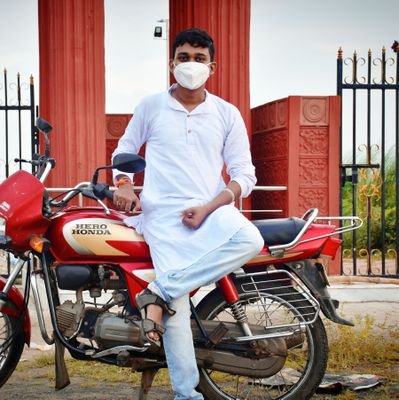 PhauzdarPartha's profile picture. BOLPUR RSS WORKER 
🚩জয় জয় শ্রী রাম🚩