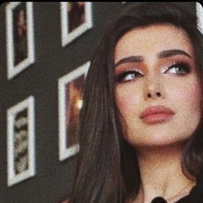 إن الصمت في حضرة الجمال  جمال🥰