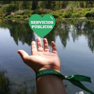 Maestra Escuela Pública 💚  Lucharé por cambiar el mundo. Si no lo consigo intentaré que el mundo no me cambie. EducaciónPública SanidadPública  🏳️‍🌈 PSOE🌹❤️