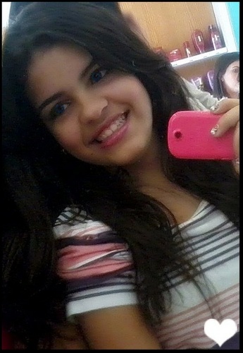 - Estudante, Torcedora fanática do ABC & Flamengo F.C , Apaixonada por Música, *-*